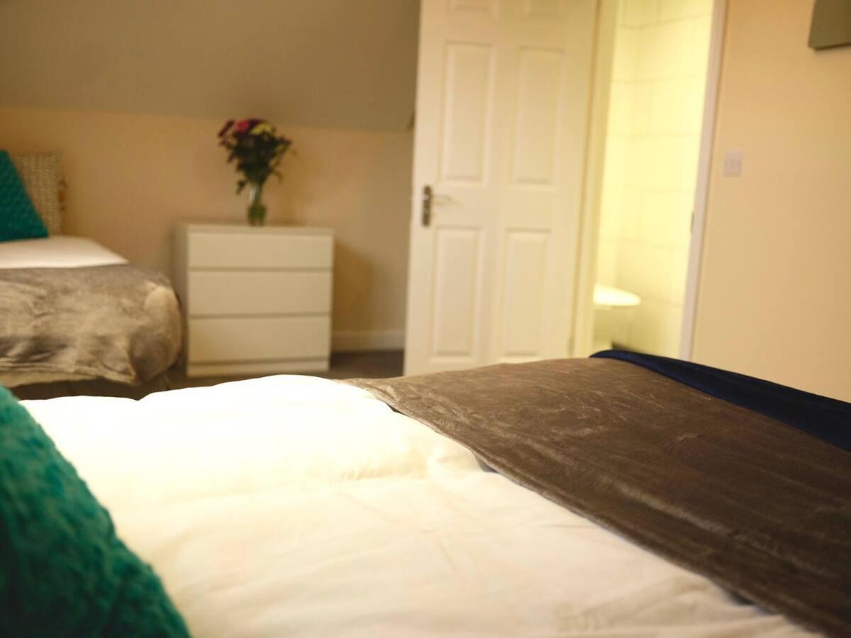 Short Term Lets From £15 Per Person Per Night Apartment Bristol Ngoại thất bức ảnh
