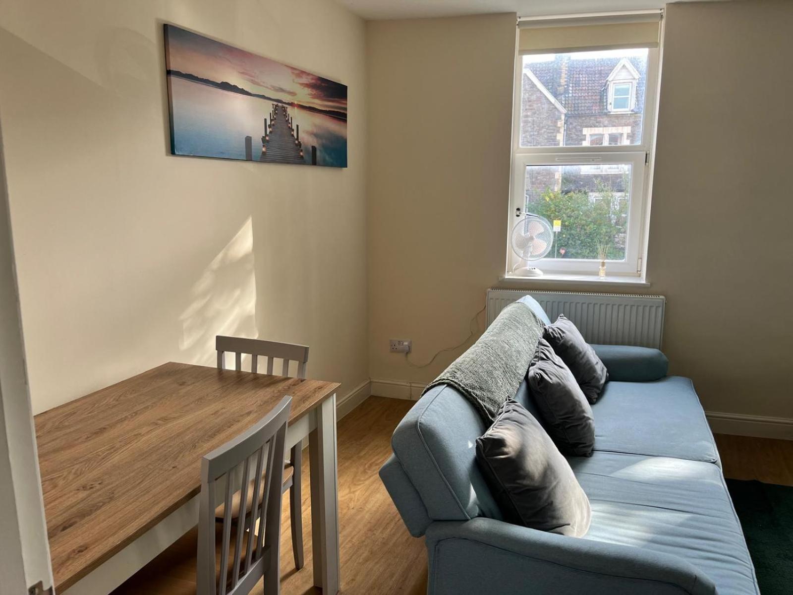Short Term Lets From £15 Per Person Per Night Apartment Bristol Ngoại thất bức ảnh